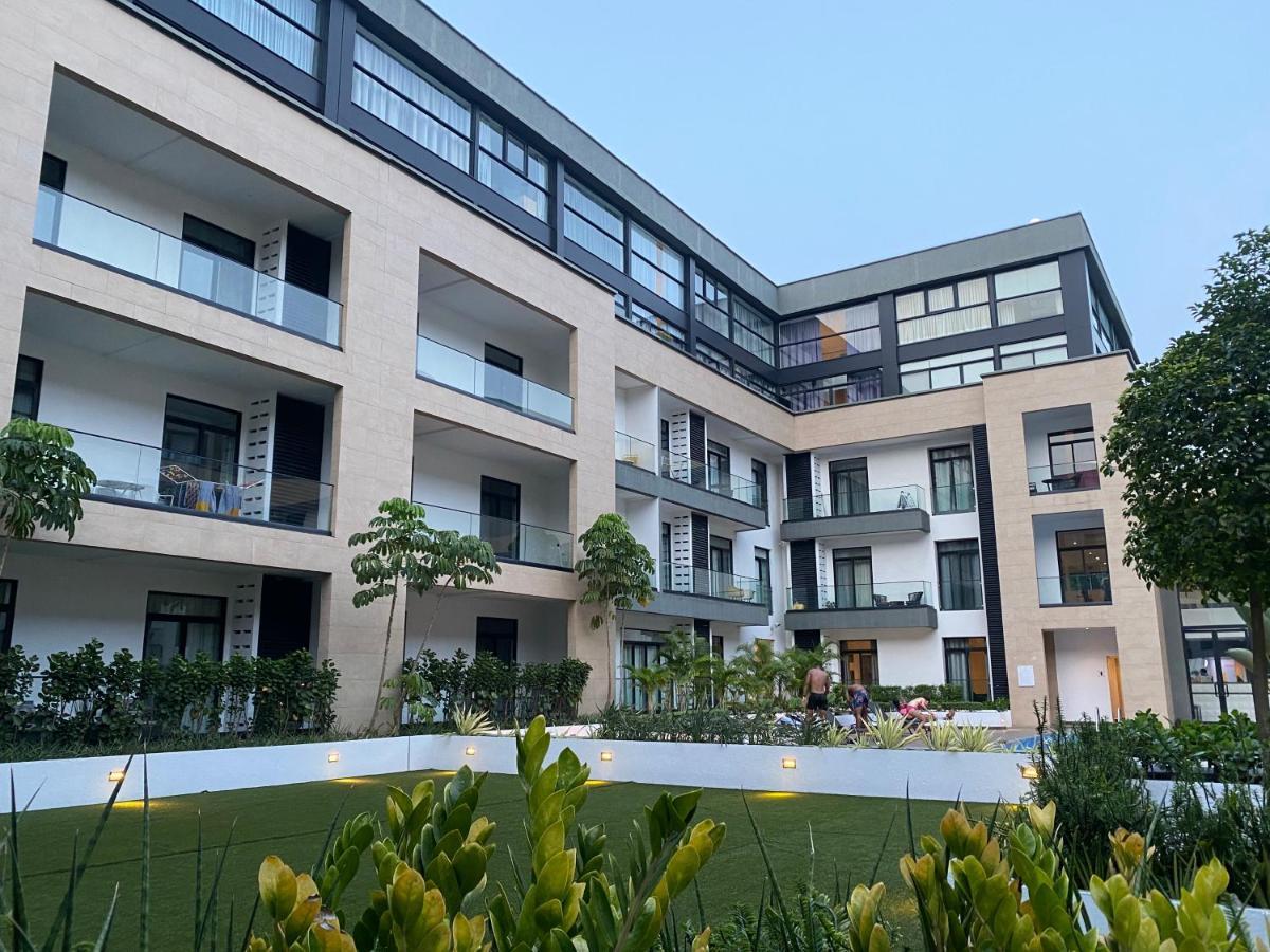 One Bedroom Apartment At A Embassy Gardens Cantonments Accra Eksteriør bilde